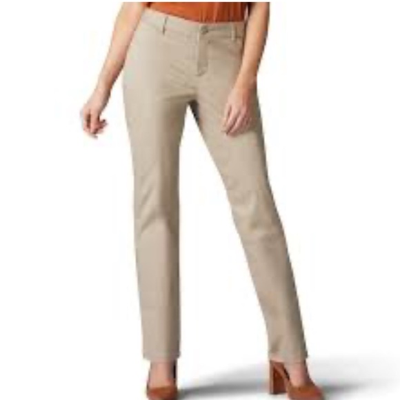 Lee Pants - Lee Natural Fit Beige Khaki Business Casual Cropped Pants